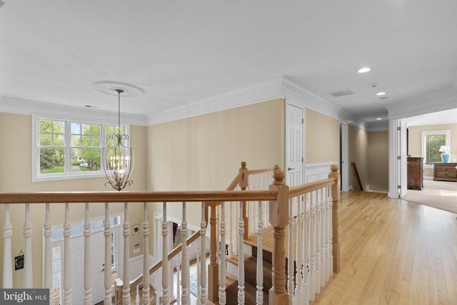 370 EAGLE HILL RD, Pasadena, MD 21122