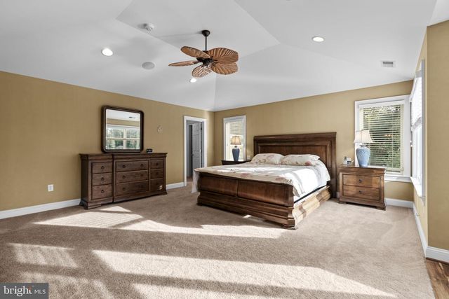 370 EAGLE HILL RD, Pasadena, MD 21122