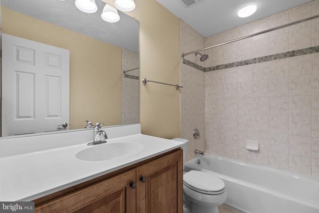 370 EAGLE HILL RD, Pasadena, MD 21122