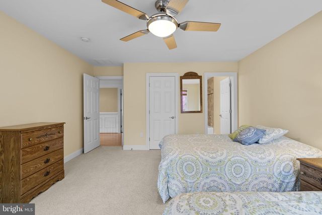 370 EAGLE HILL RD, Pasadena, MD 21122