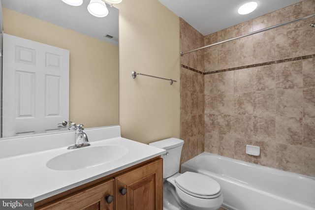 370 EAGLE HILL RD, Pasadena, MD 21122