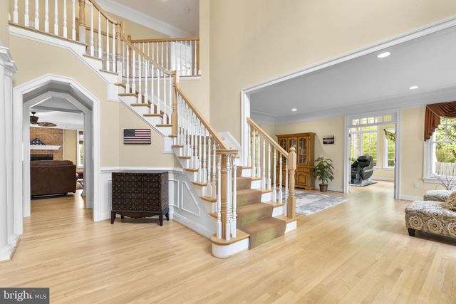 370 EAGLE HILL RD, Pasadena, MD 21122