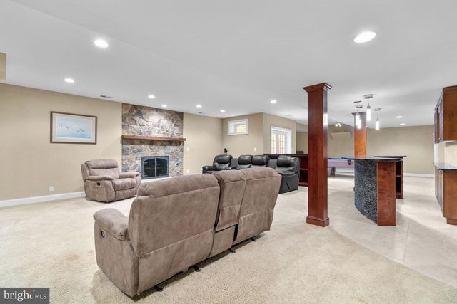 370 EAGLE HILL RD, Pasadena, MD 21122