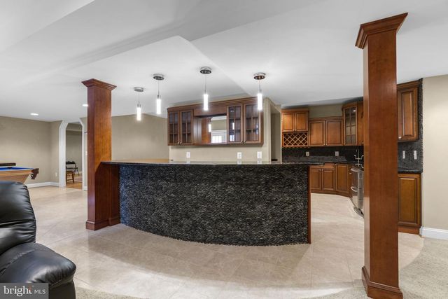 370 EAGLE HILL RD, Pasadena, MD 21122