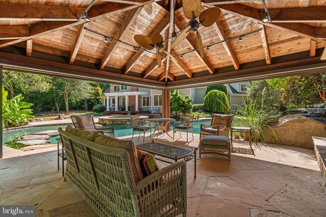 370 EAGLE HILL RD, Pasadena, MD 21122