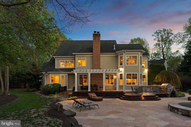 370 EAGLE HILL RD, Pasadena, MD 21122