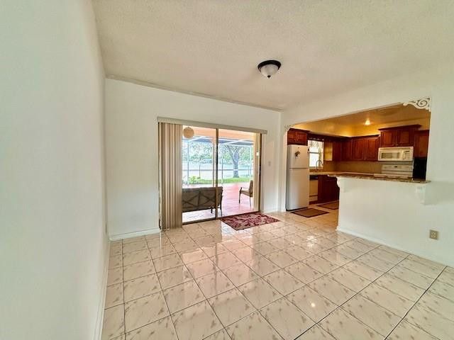 2000 NW 86th Terrace, Pembroke Pines, FL 33024