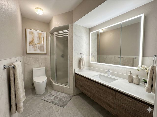 2000 NW 86th Terrace, Pembroke Pines, FL 33024