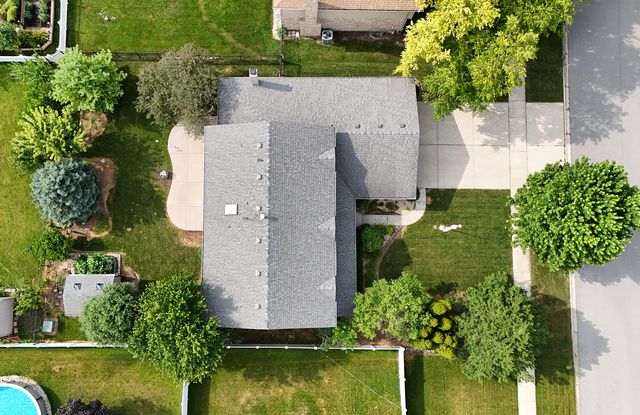 1028 Kylemore Court, Lockport, IL 60441