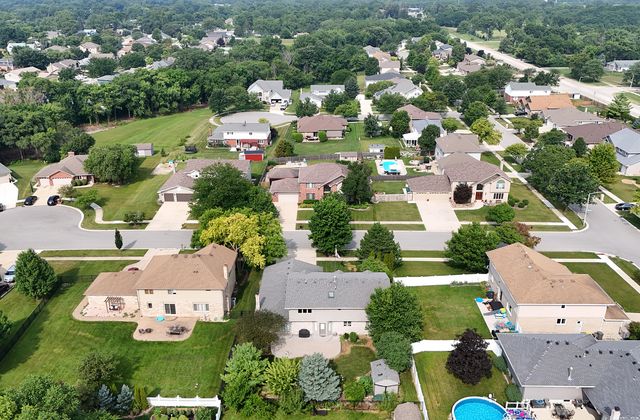 1028 Kylemore Court, Lockport, IL 60441