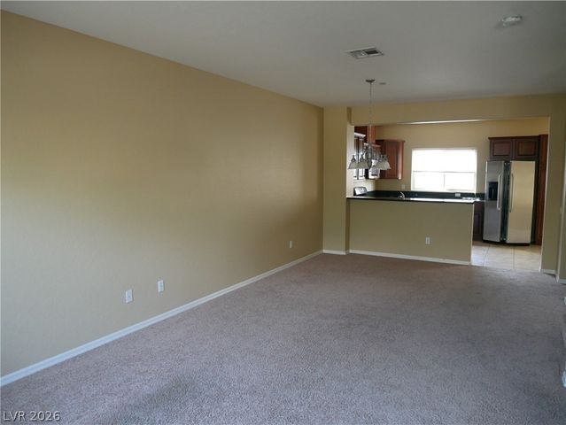 4650 Ranch House Road 106, North Las Vegas, NV 89031