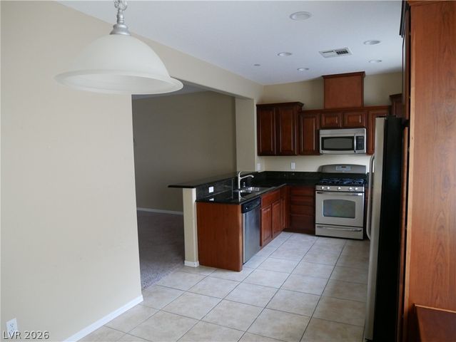 4650 Ranch House Road 106, North Las Vegas, NV 89031