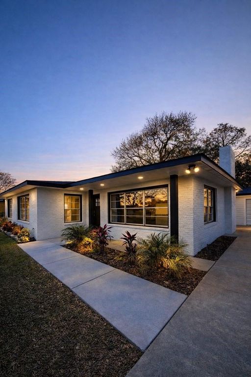 1716 Pecan Street, Bay City, TX 77414