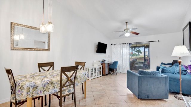12 PINE ISLAND CIRCLE, Kissimmee, FL 34743