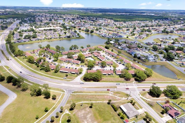12 PINE ISLAND CIRCLE, Kissimmee, FL 34743
