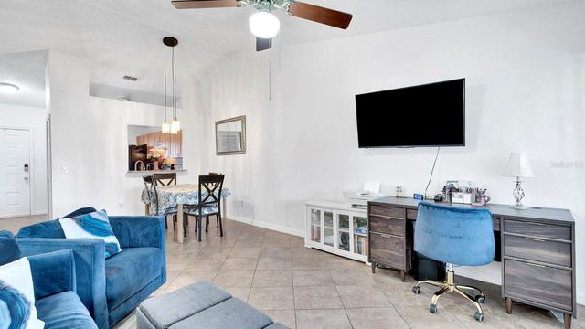 12 PINE ISLAND CIRCLE, Kissimmee, FL 34743