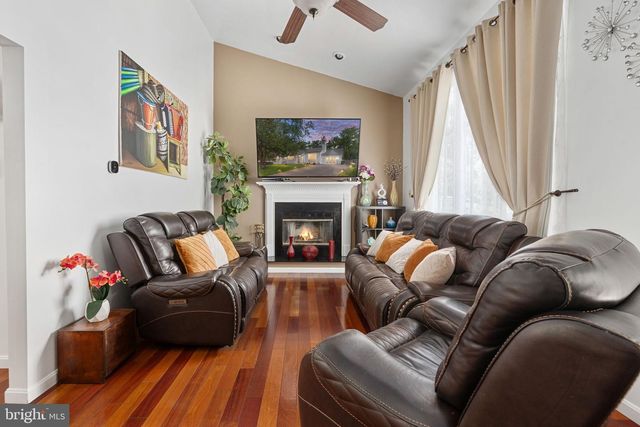 14 THORNBERRY LN, Stafford, VA 22556