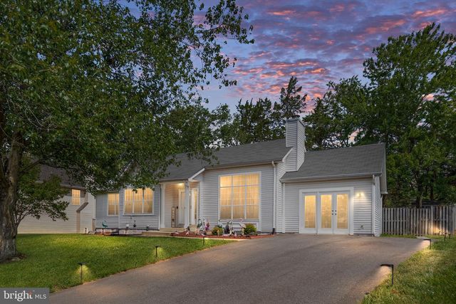 14 THORNBERRY LN, Stafford, VA 22556