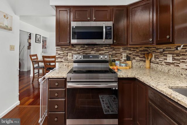 14 THORNBERRY LN, Stafford, VA 22556