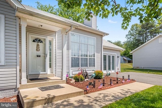 14 THORNBERRY LN, Stafford, VA 22556