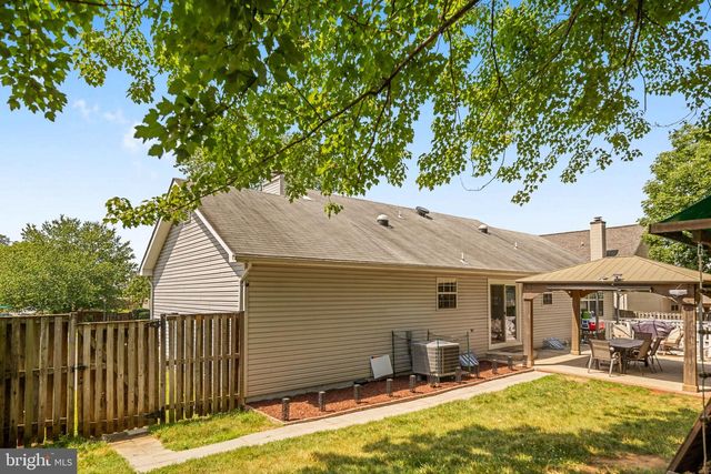 14 THORNBERRY LN, Stafford, VA 22556