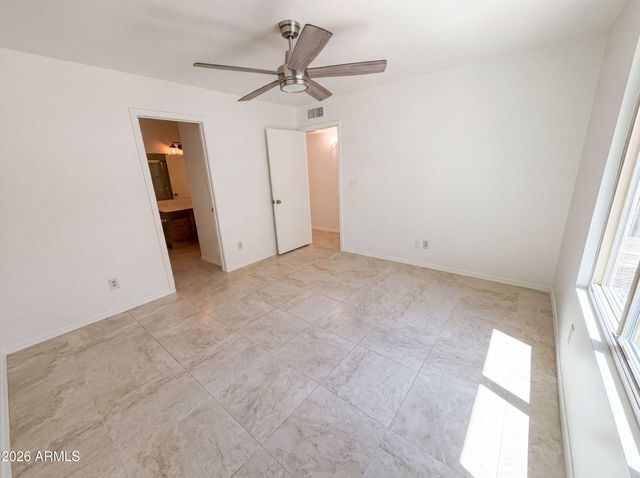 1111 W SUMMIT Place 28, Chandler, AZ 85224
