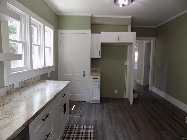 628 S 6th Street, Goshen, IN 46526