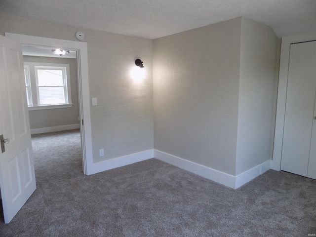 628 S 6th Street, Goshen, IN 46526