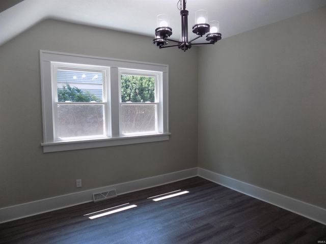 628 S 6th Street, Goshen, IN 46526