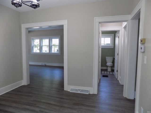 628 S 6th Street, Goshen, IN 46526