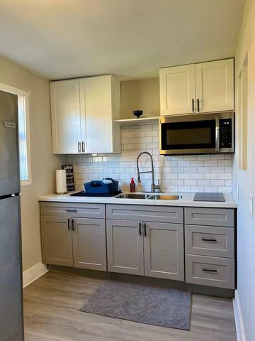 3126 Webster St 5, Houston, TX 77004