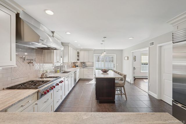 616 Sherman Avenue, Thornwood, NY 10594