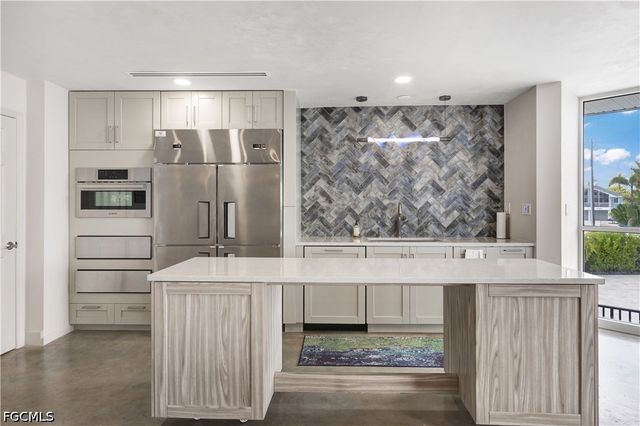 4753 Estero BLVD 802, Fort Myers Beach, FL 33931