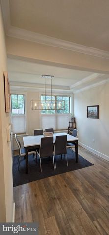 2232 S GLEBE RD, Arlington, VA 22204