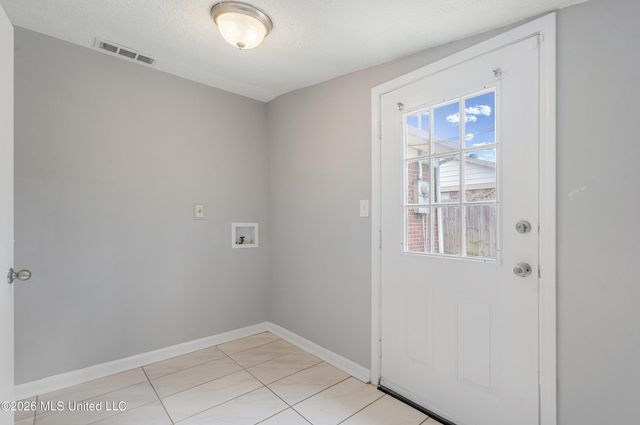 2023 Cresthill Drive, Southaven, MS 38671