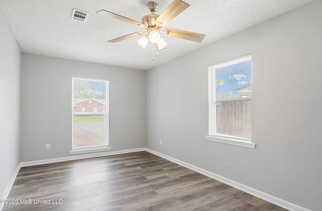 2023 Cresthill Drive, Southaven, MS 38671