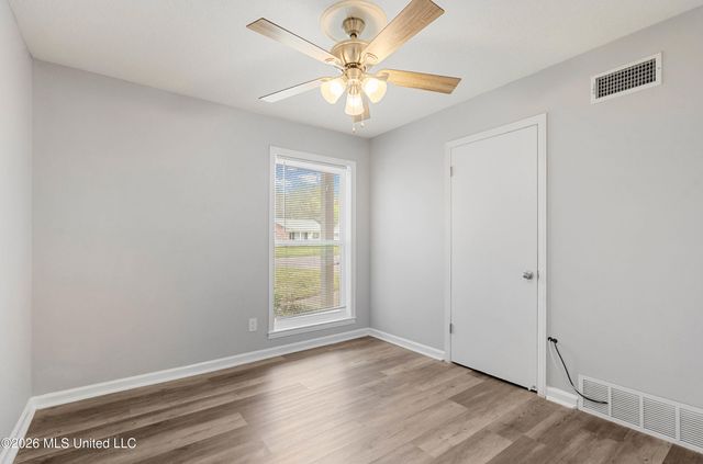 2023 Cresthill Drive, Southaven, MS 38671