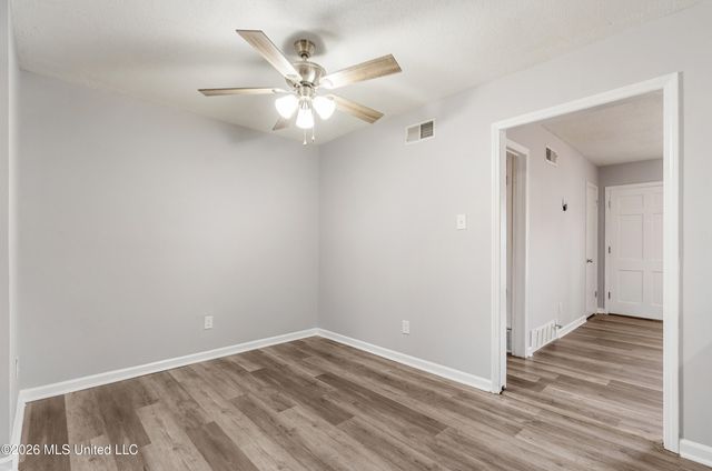 2023 Cresthill Drive, Southaven, MS 38671