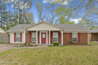 2023 Cresthill Drive, Southaven, MS 38671