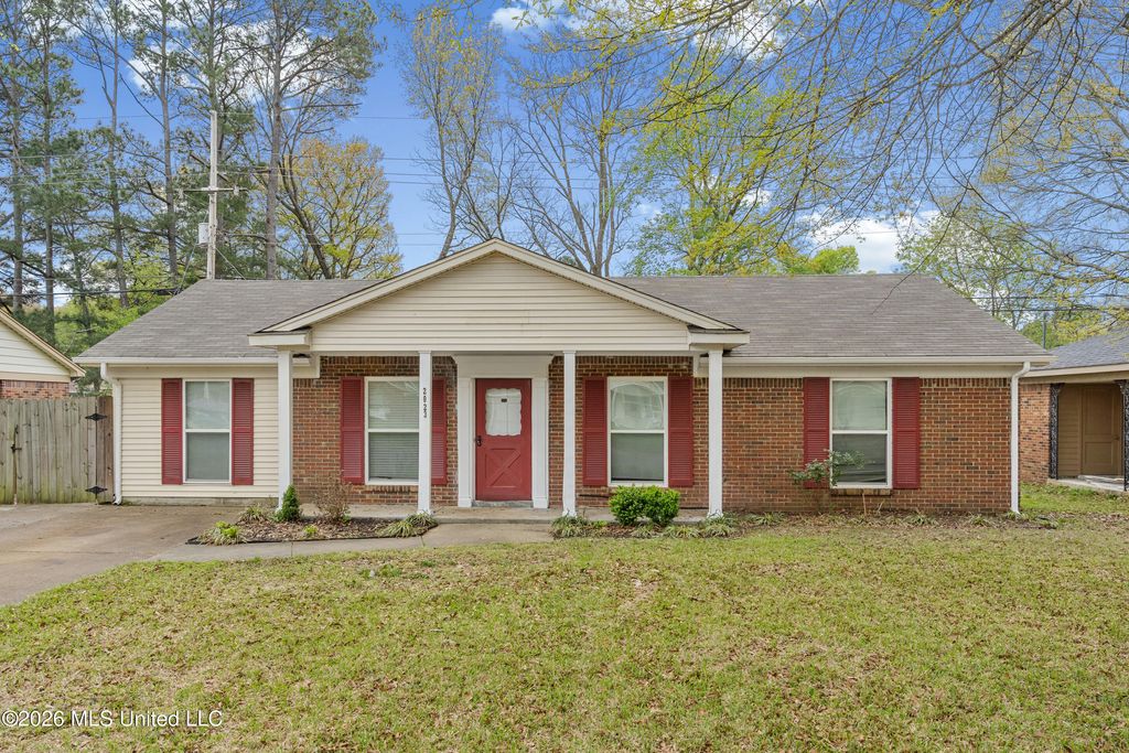 2023 Cresthill Drive, Southaven, MS 38671