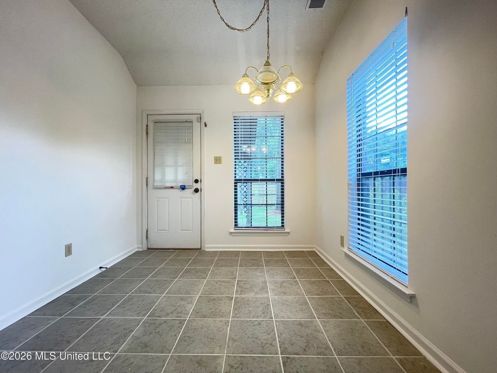 388 W Blair Drive, Southaven, MS 38671 — photo 4