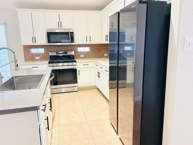 3717 Fossilwood WAY, Round Rock, TX 78681