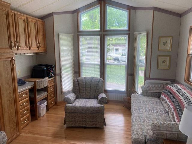 273 Oak Lane, Edgerton, WI 53534