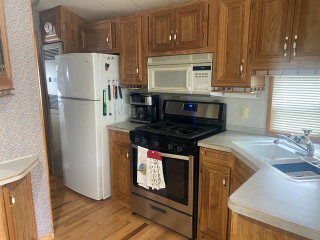 273 Oak Lane, Edgerton, WI 53534