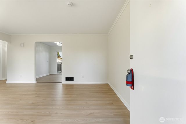 924 E 57th Street, Tacoma, WA 98404