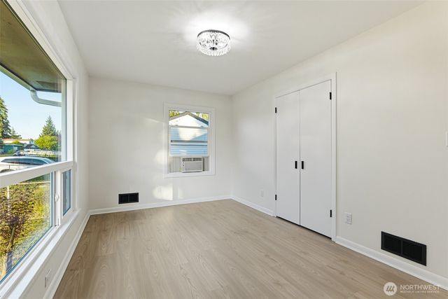 924 E 57th Street, Tacoma, WA 98404