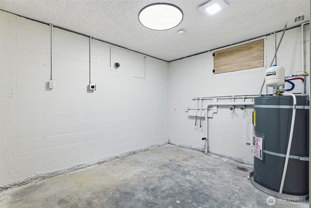 924 E 57th Street, Tacoma, WA 98404
