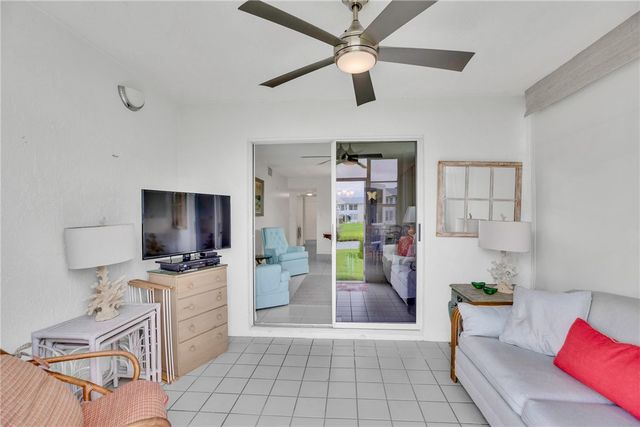 365 N Grove Isle Circle 365, Vero Beach, FL 32962