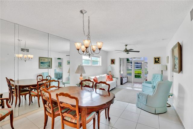 365 N Grove Isle Circle 365, Vero Beach, FL 32962