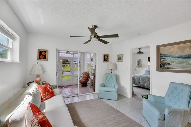 365 N Grove Isle Circle 365, Vero Beach, FL 32962